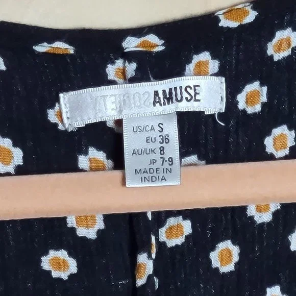 Amuse Society COASTAL ESCAPE Black Gauze Wrap Lined Romper Shorts Women Size S - Picture 4 of 8